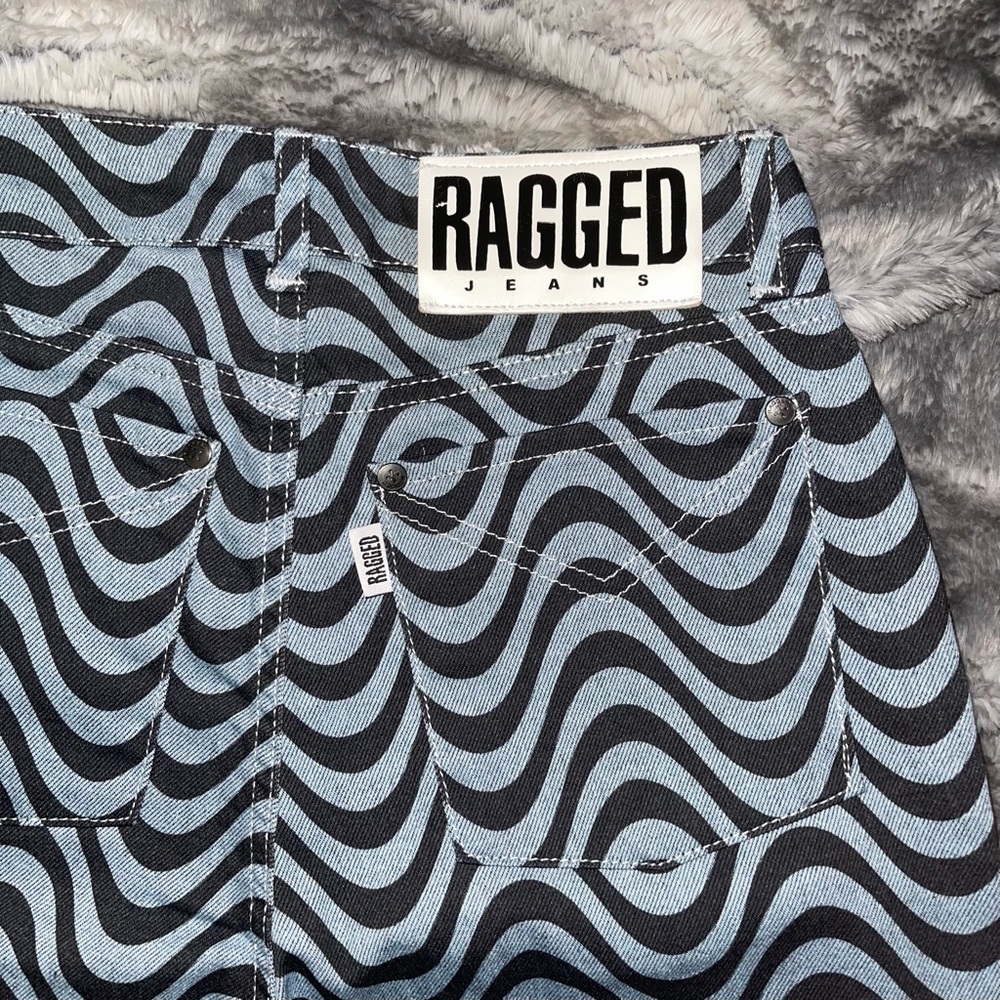 URBAN OUTFITTERS THE RAGGED PRIEST WAVE JEANS - Picture 4 of 11